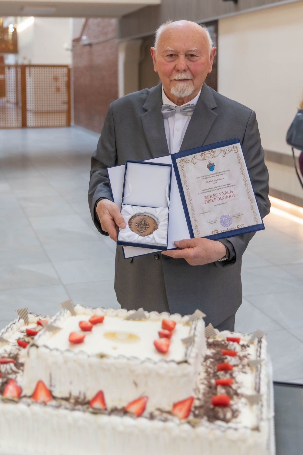 Varga Sándor Békés Város Díszpolgára!